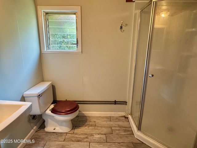 22 Maple Street, Waretown, NJ 08758
