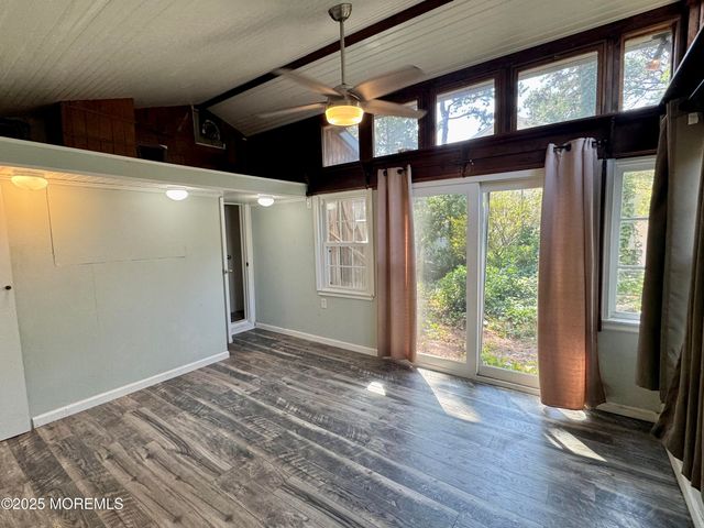 22 Maple Street, Waretown, NJ 08758