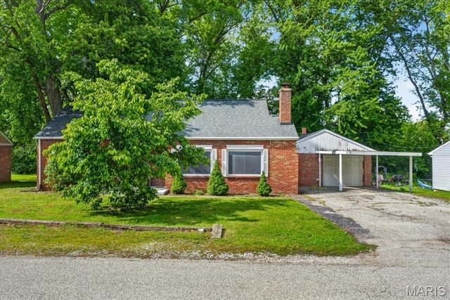 31 Fahey Place, Belleville, IL 62220