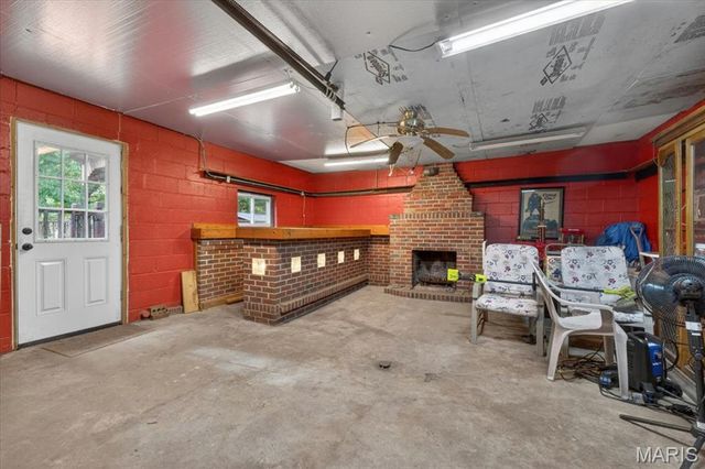31 Fahey Place, Belleville, IL 62220