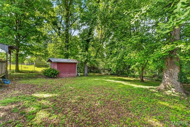 31 Fahey Place, Belleville, IL 62220