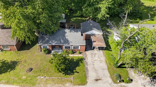 31 Fahey Place, Belleville, IL 62220