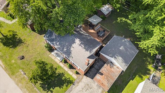 31 Fahey Place, Belleville, IL 62220