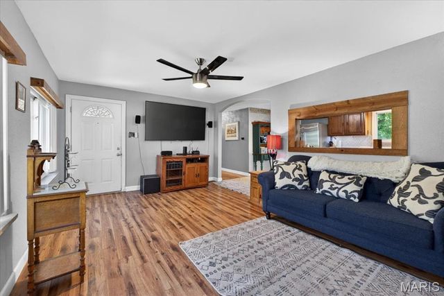 31 Fahey Place, Belleville, IL 62220
