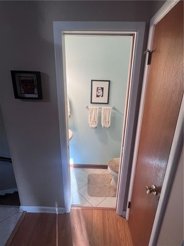 900 Ingersol Drive, Kettering, OH 45429