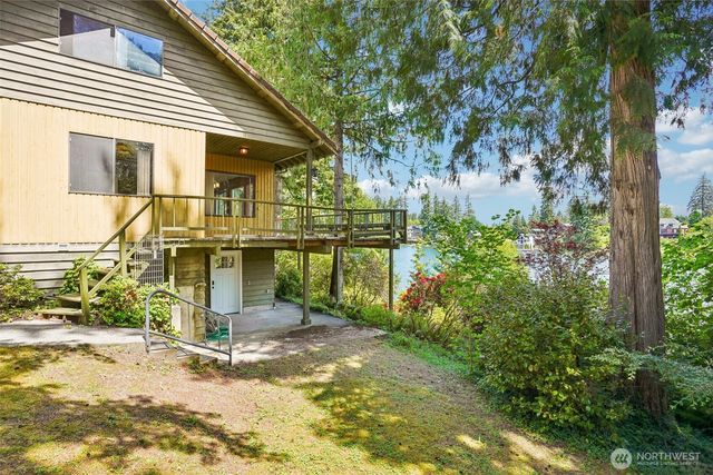 21417 Snag Island Drive E, Lake Tapps, WA 98391