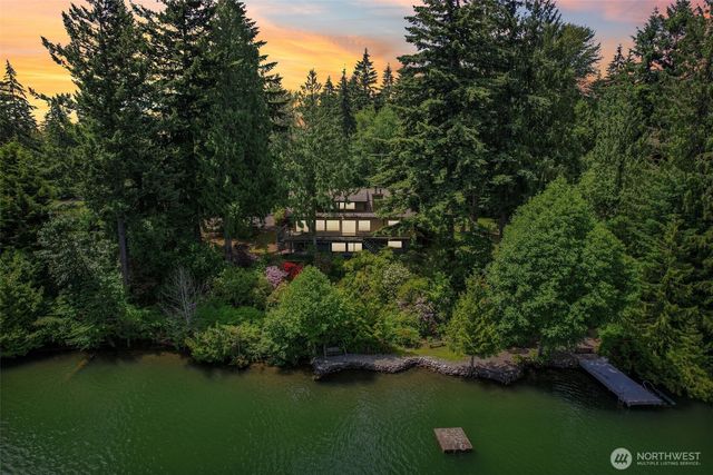 21417 Snag Island Drive E, Lake Tapps, WA 98391