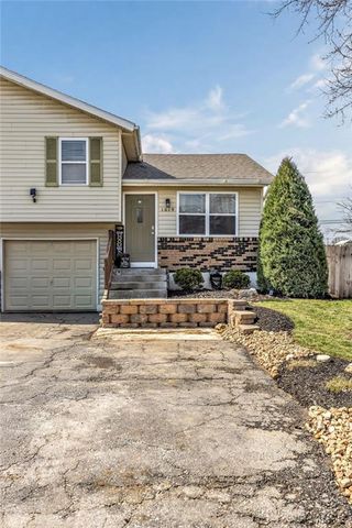 1019 N JAN MAR Street, Olathe, KS 66061