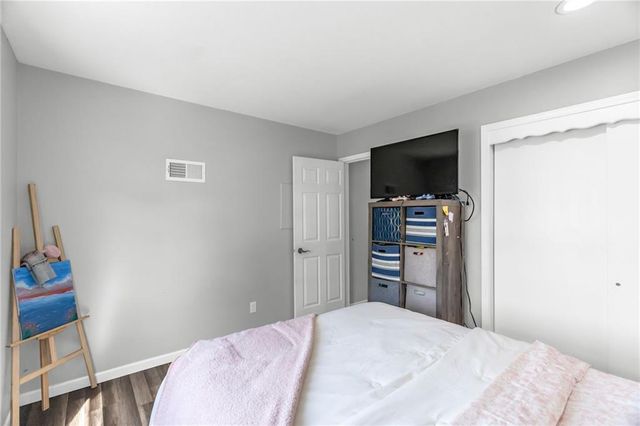 1019 N JAN MAR Street, Olathe, KS 66061