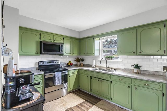 1019 N JAN MAR Street, Olathe, KS 66061