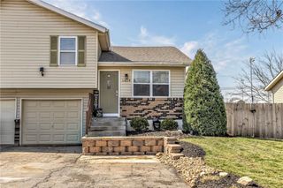 1019 N JAN MAR Street, Olathe, KS 66061