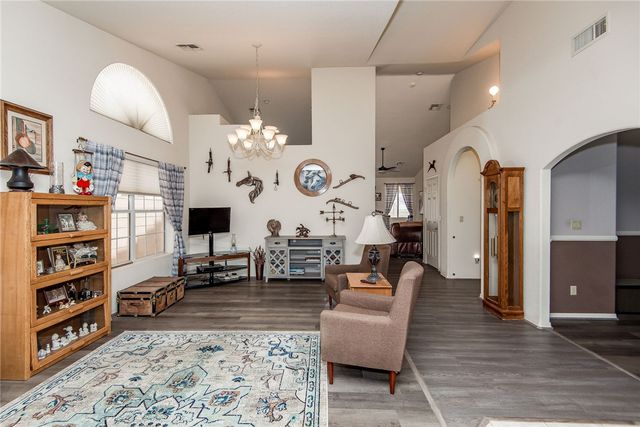 5832 S Wishing Well Drive, Fort Mohave, AZ 86426