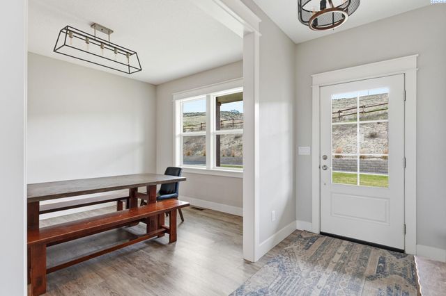 59426 E. 95th Prse, Benton City, WA 99320