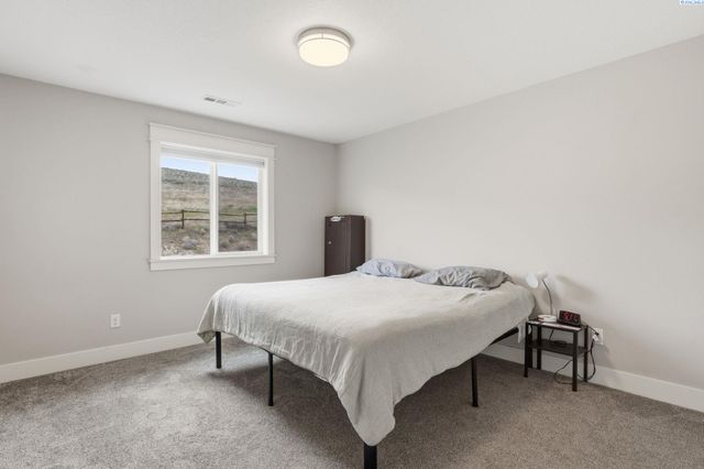 59426 E. 95th Prse, Benton City, WA 99320