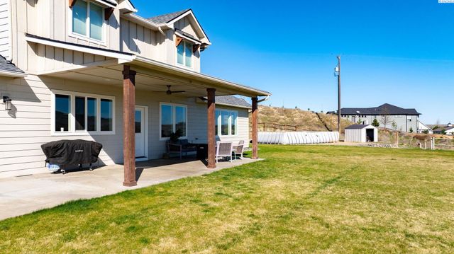 59426 E. 95th Prse, Benton City, WA 99320