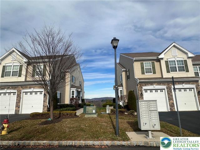 6072 Valley Forge Drive, Coopersburg Boro, PA 18036