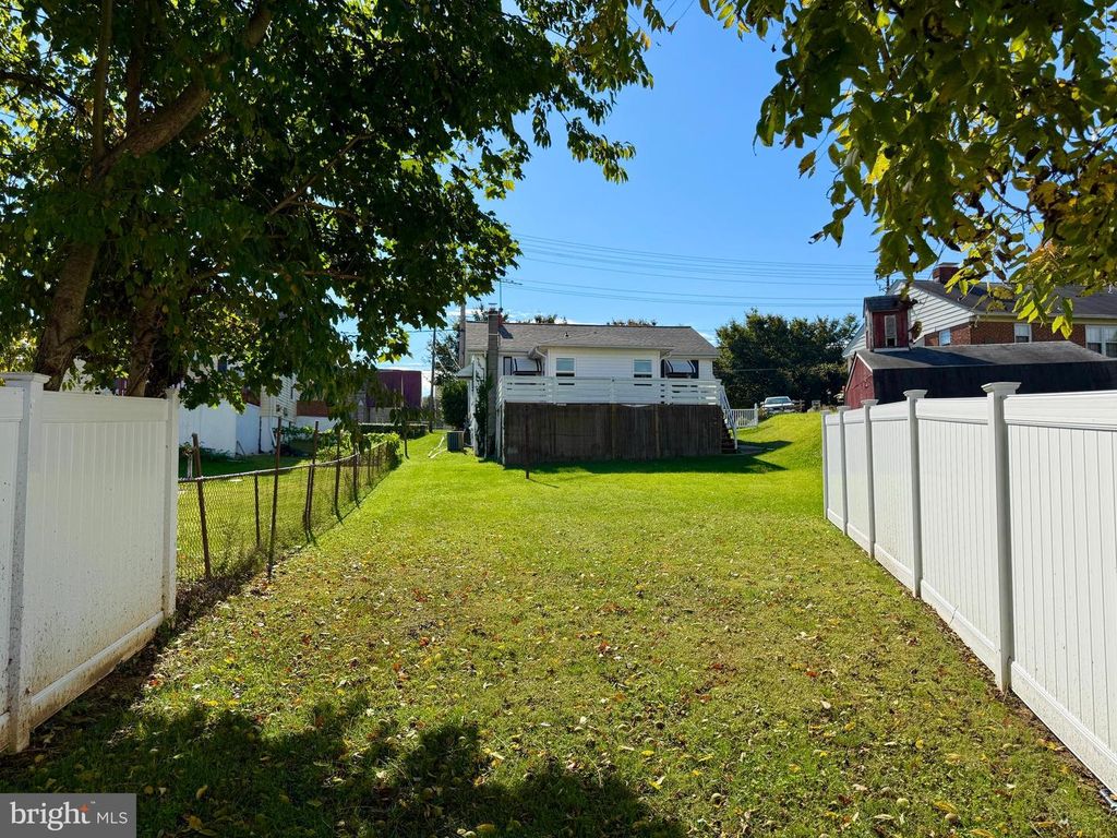 2002 OLD FREDERICK RD, Baltimore, MD 21228