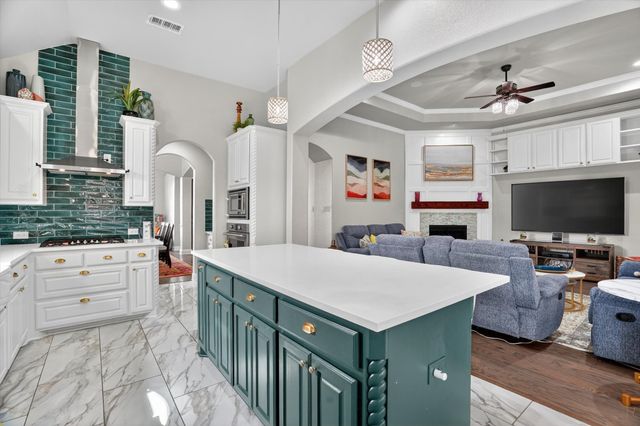 2904 Alta, Grand Prairie, TX 75054