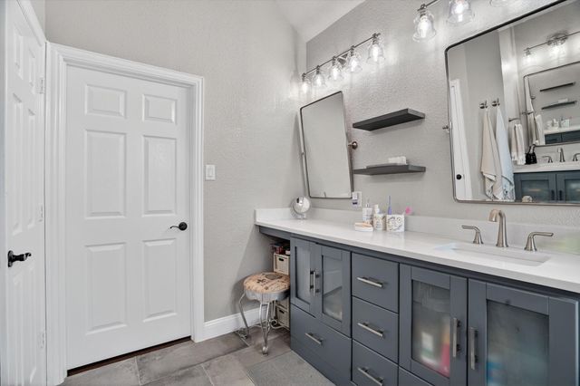 2904 Alta, Grand Prairie, TX 75054