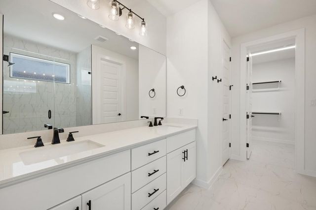 169 Grayson Elm Pass, Dripping Springs, TX 78620
