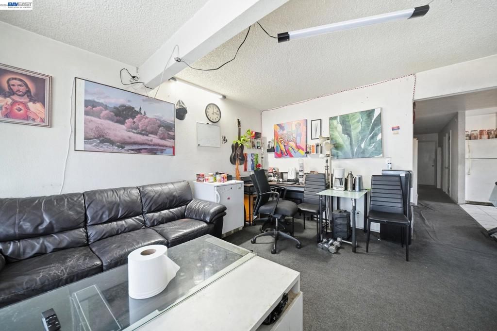 Image 16 of property listing at 2223 E 23Rd St, Oakland, CA 94606