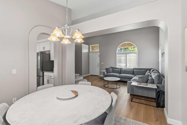 1856 Grouse Run Cir, Roseville, CA 95747