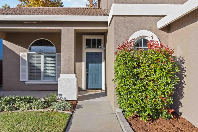 1856 Grouse Run Cir, Roseville, CA 95747