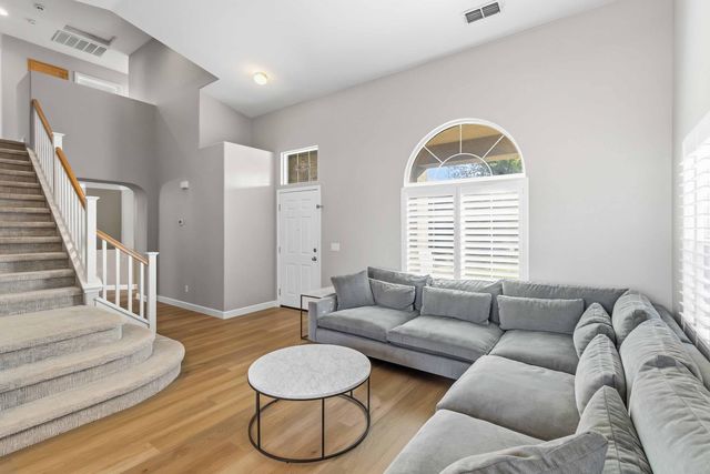 1856 Grouse Run Cir, Roseville, CA 95747