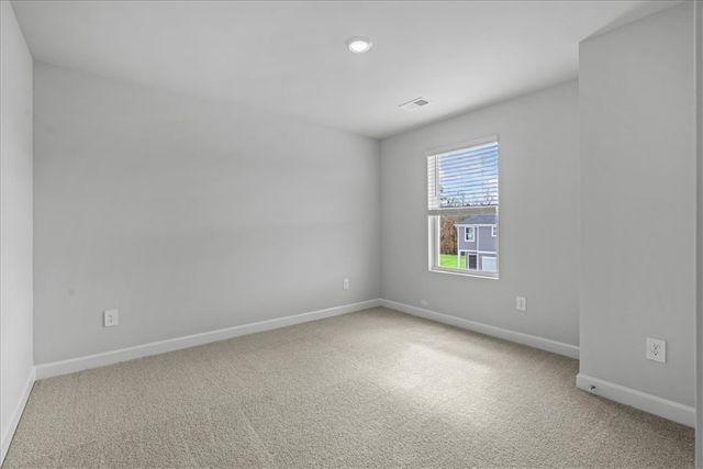 662 Cozy Bluff Road, Spartanburg, SC 29301