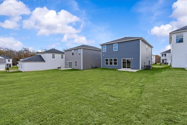 662 Cozy Bluff Road, Spartanburg, SC 29301