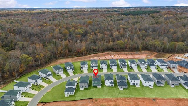 662 Cozy Bluff Road, Spartanburg, SC 29301