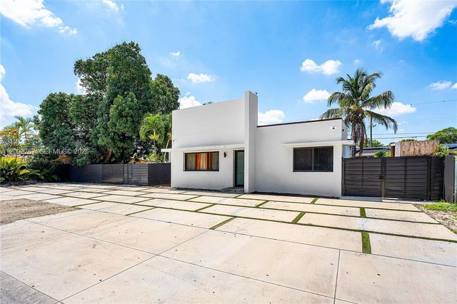 3040 NW 93rd St, Miami, FL 33147