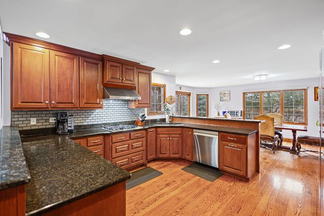 12002 ASHBROOK Lane, Mokena, IL 60448