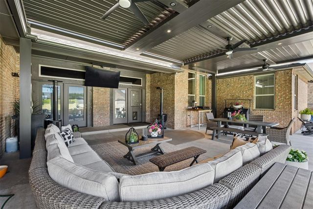20915 Highlander Ridge Drive, Edmond, OK 73012