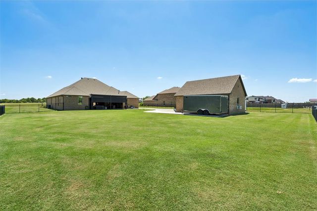 20915 Highlander Ridge Drive, Edmond, OK 73012