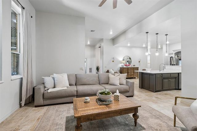 20915 Highlander Ridge Drive, Edmond, OK 73012