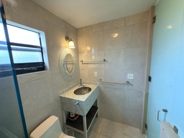 11460 NW 37th St 11460, Sunrise, FL 33323