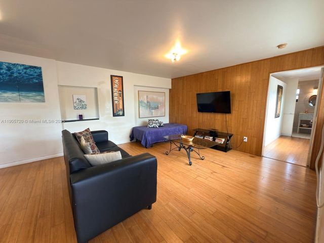 11460 NW 37th St 11460, Sunrise, FL 33323