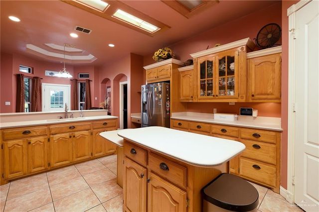 23725 N Val Verde Road, Edinburg, TX 78542