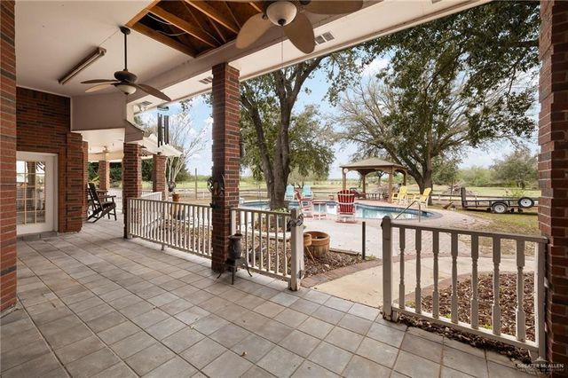 23725 N Val Verde Road, Edinburg, TX 78542