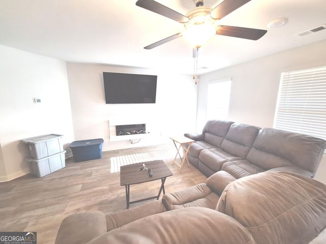 1105 Laflor Way, Mcdonough, GA 30253