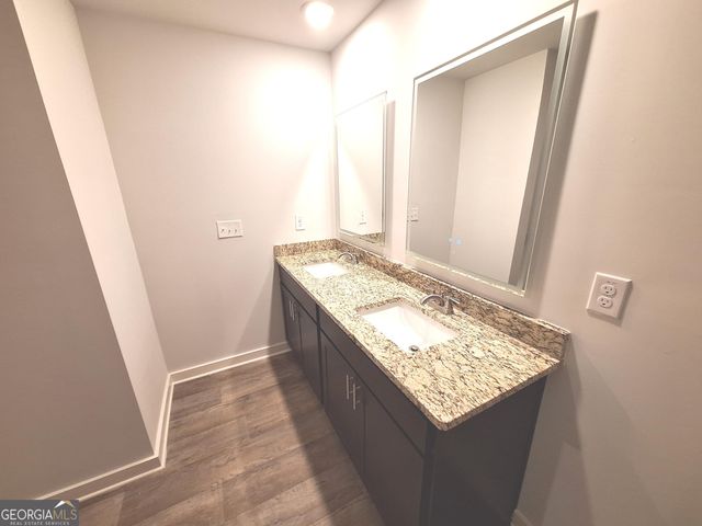 1105 Laflor Way, Mcdonough, GA 30253