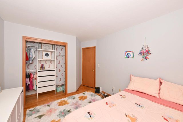 5989 Sugarbush LANE, Greendale, WI 53129