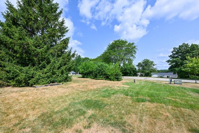 5989 Sugarbush LANE, Greendale, WI 53129