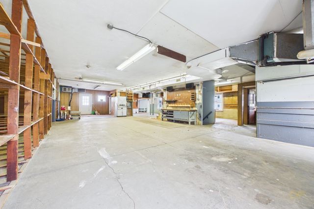 1395-1405 N Main St, Fall River, MA 02720