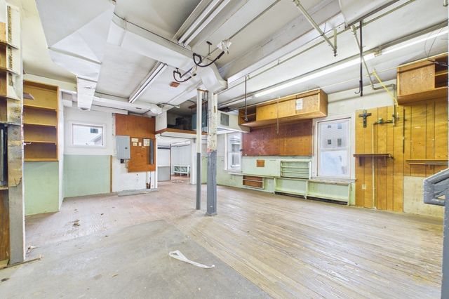 1395-1405 N Main St, Fall River, MA 02720