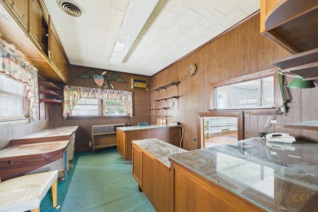 1395-1405 N Main St, Fall River, MA 02720