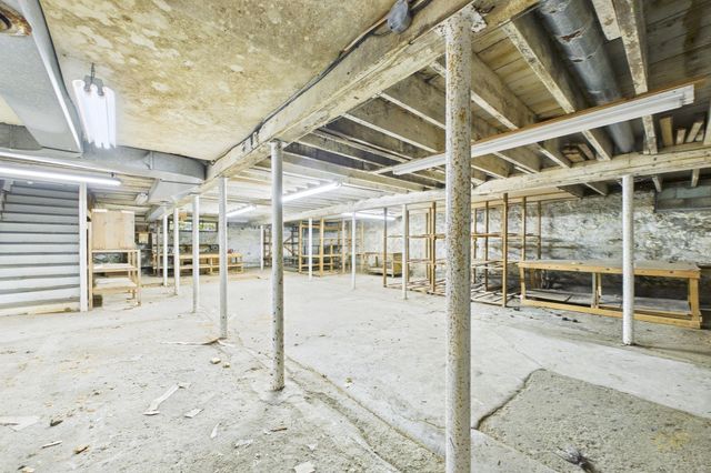 1395-1405 N Main St, Fall River, MA 02720