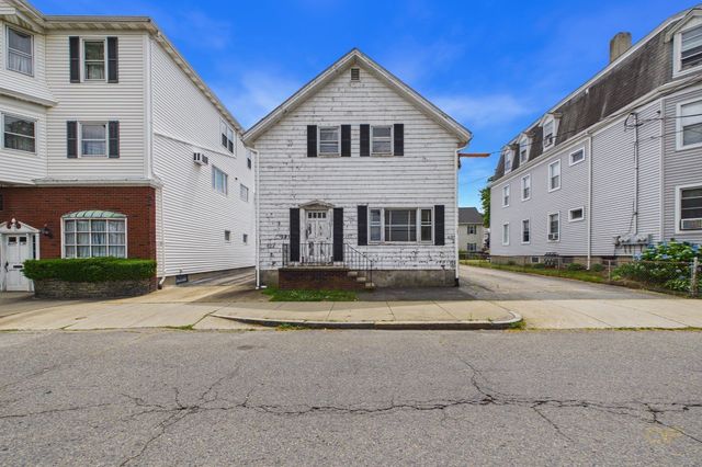 1395-1405 N Main St, Fall River, MA 02720
