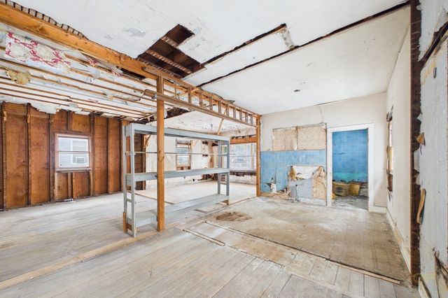 1395-1405 N Main St, Fall River, MA 02720